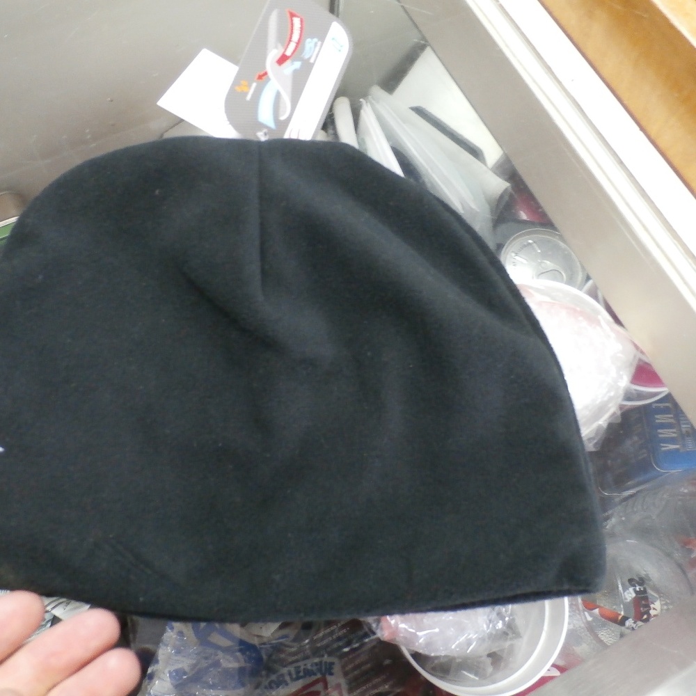 Q3 women's fleece hat black OSFM #20106